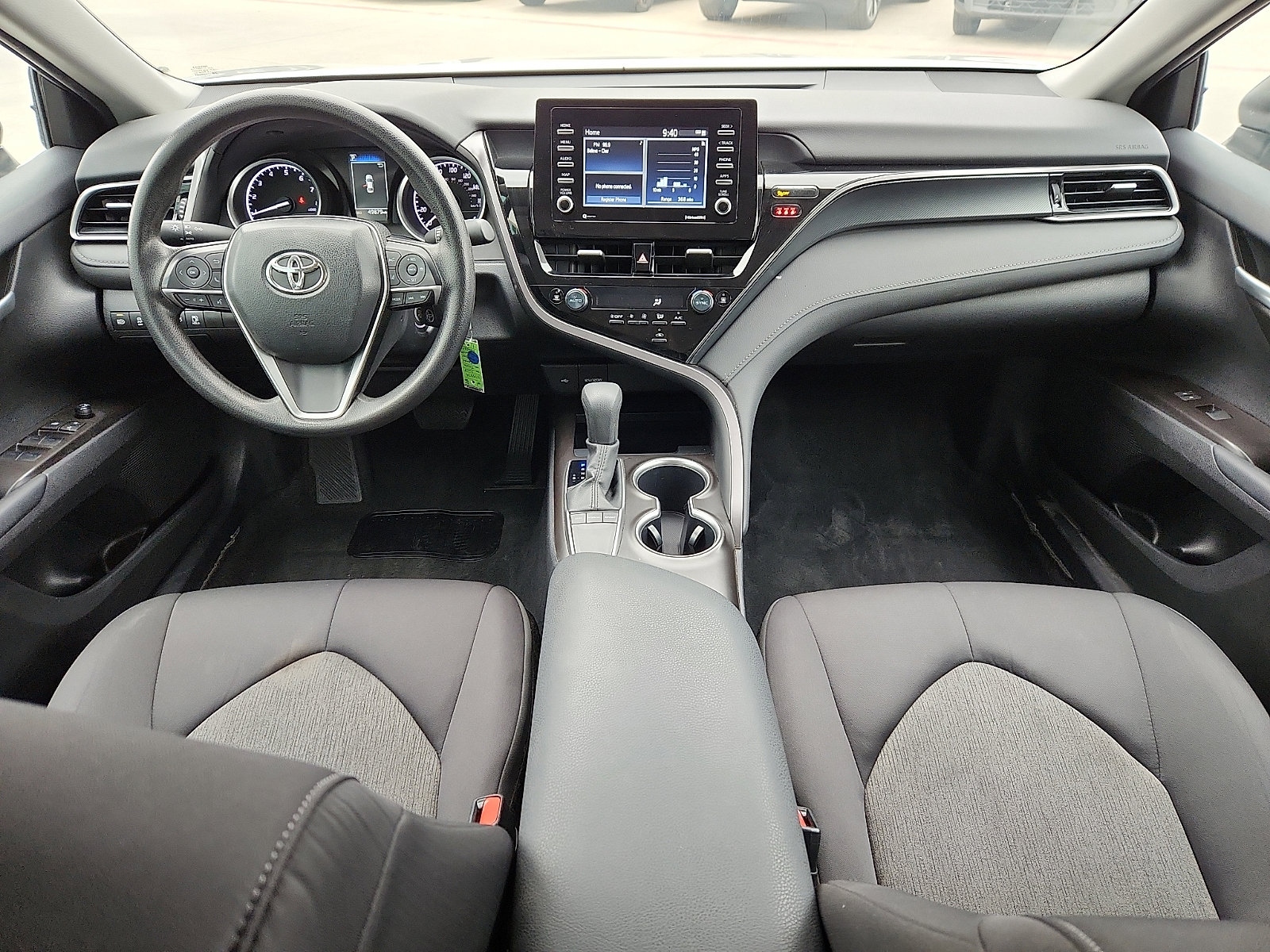 Used 2024 Toyota Camry LE image 11