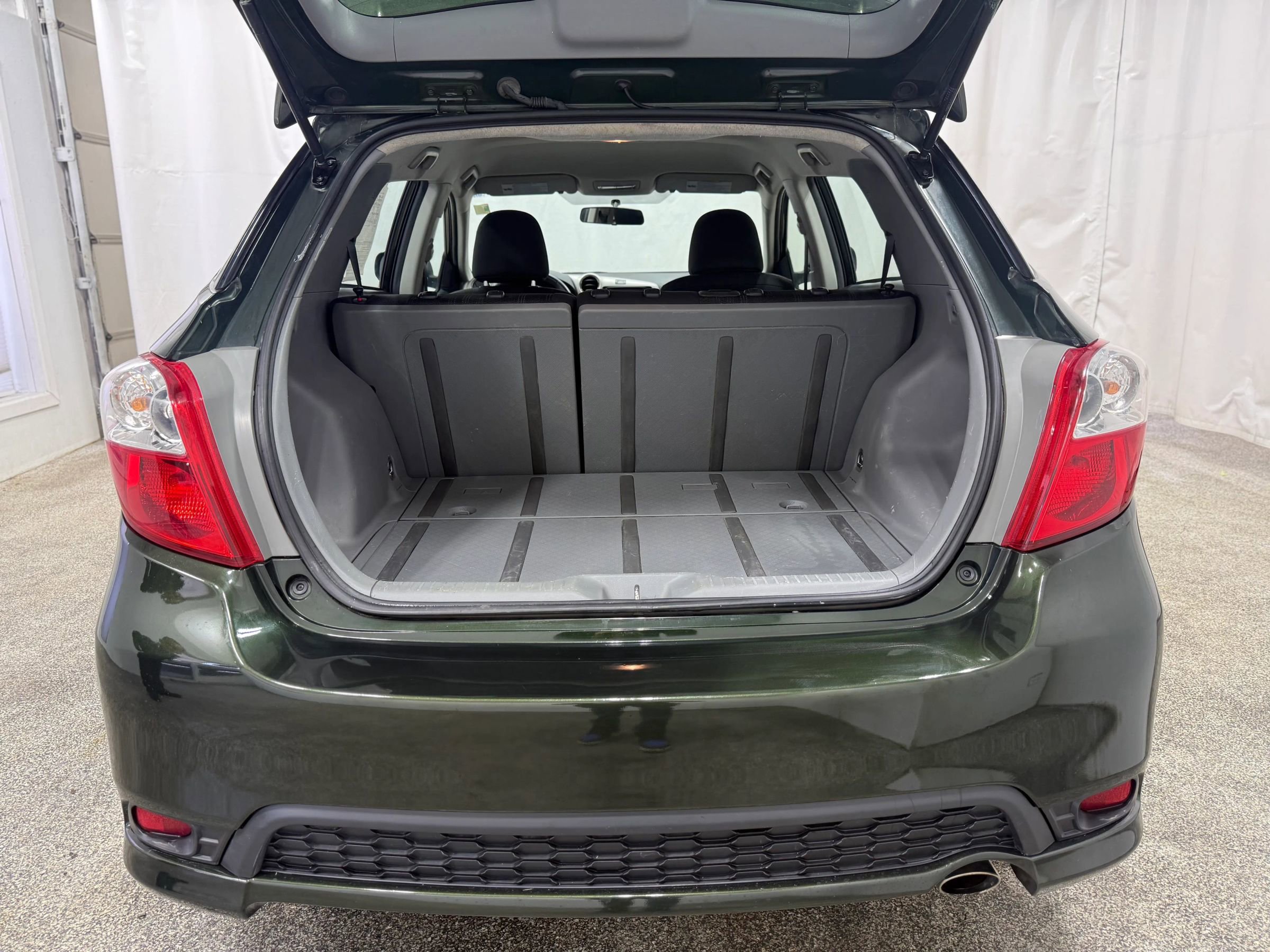 Used 2013 Toyota Matrix S w/ S Sport Pkg image 35