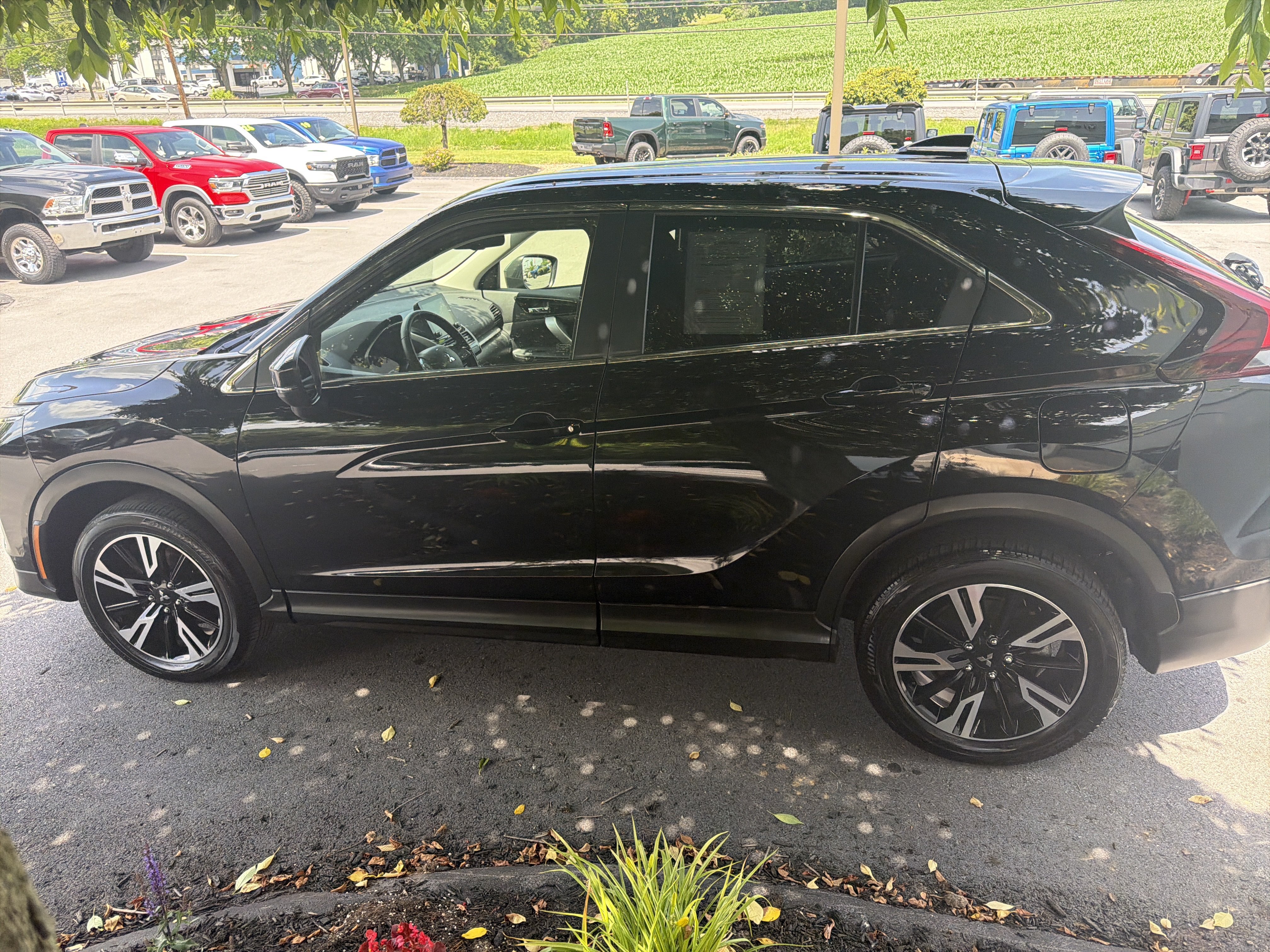 Used 2025 Mitsubishi Eclipse Cross SE AWD/4WD image 7