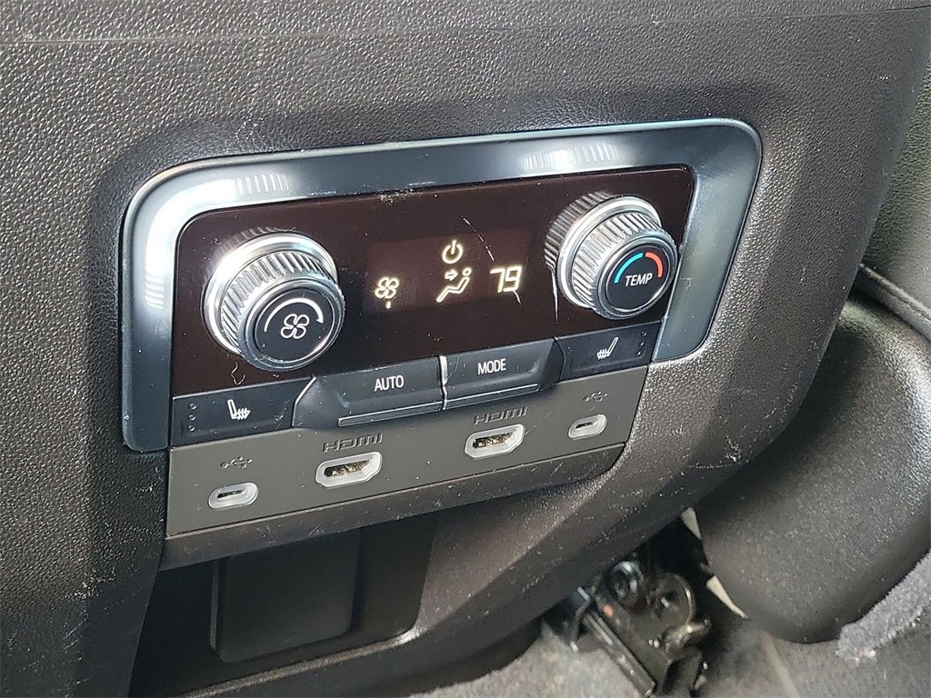 Used 2021 GMC Yukon XL AT4 w/ AT4 Premium Plus Package image 22