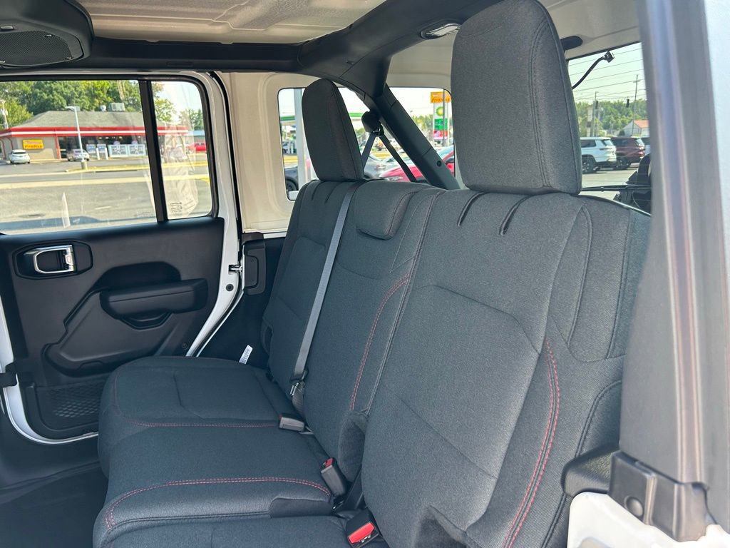 New 2025 Jeep Wrangler Unlimited Rubicon image 30