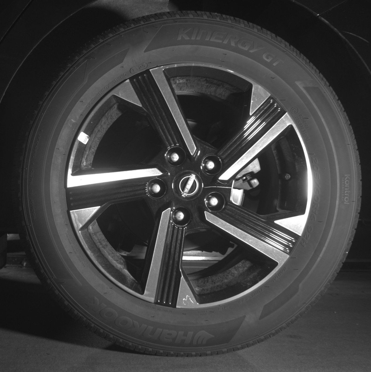 Used 2025 Nissan Sentra SV image 14