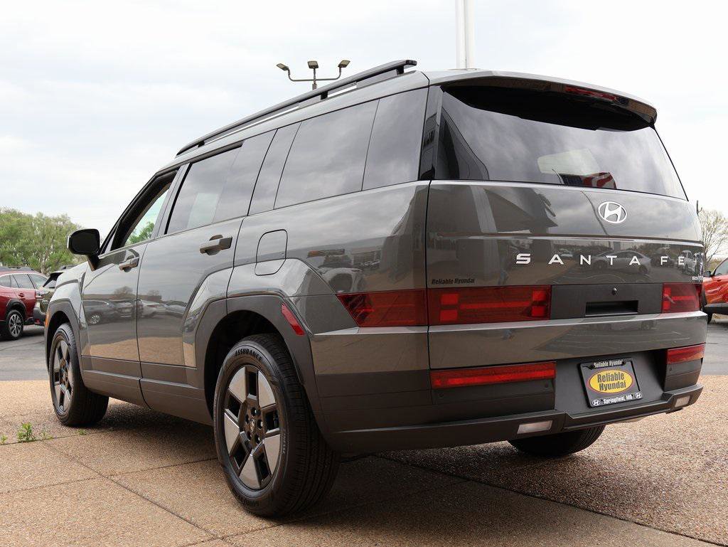 New 2025 Hyundai Santa Fe SEL image 4