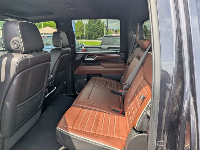Used 2024 GMC Sierra 2500 Denali Ultimate w/ Max Trailering Package AWD/4WD image 11