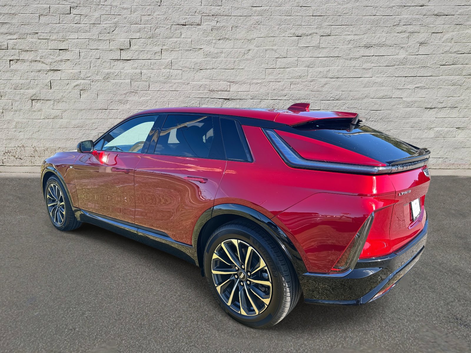 New 2025 Cadillac Lyriq Sport image 7