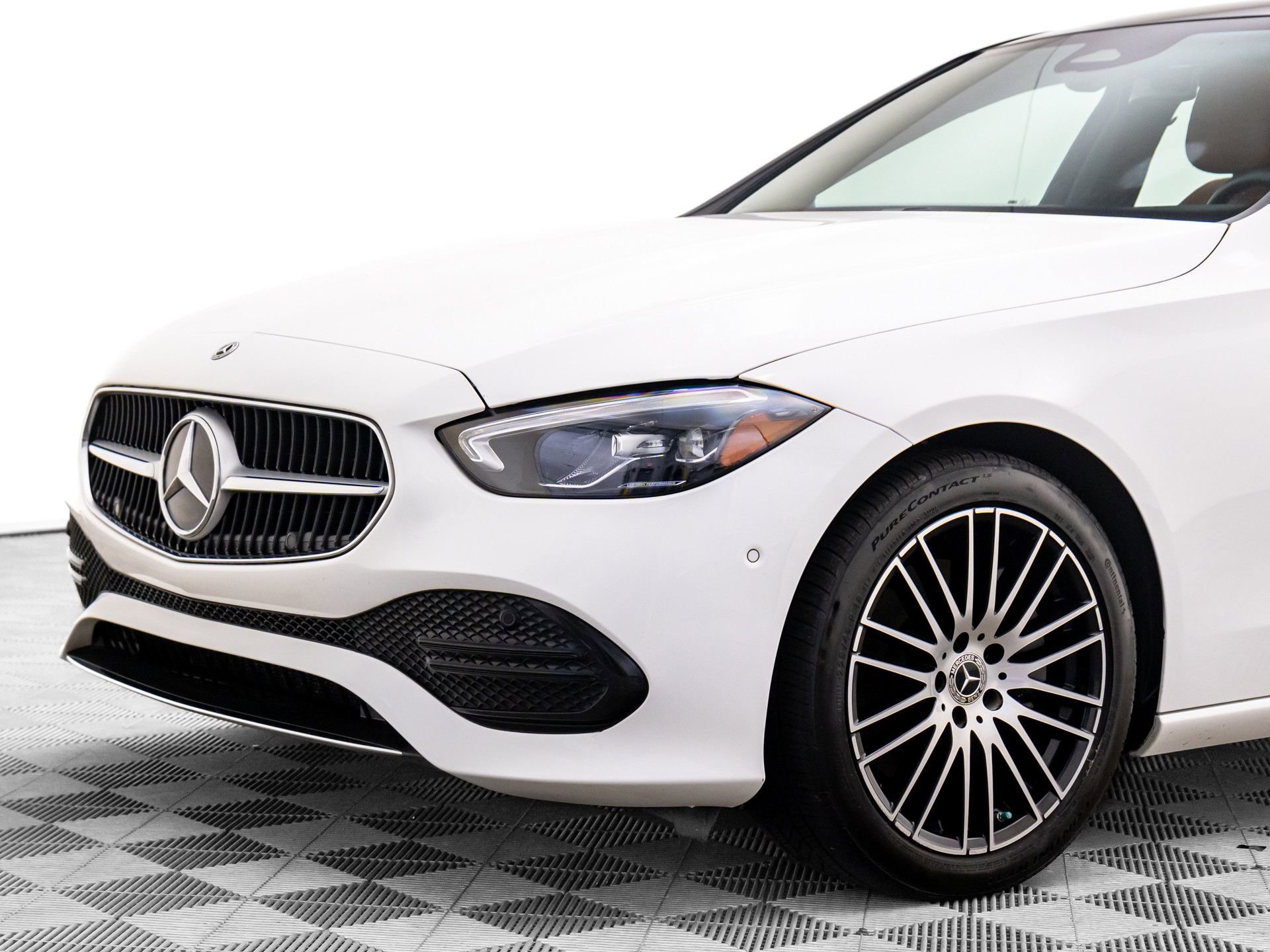 Used 2023 Mercedes-Benz C 300 4MATIC Sedan image 40