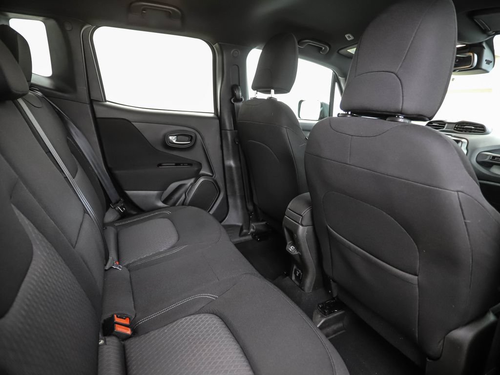 Used 2021 Jeep Renegade Latitude AWD/4WD image 26