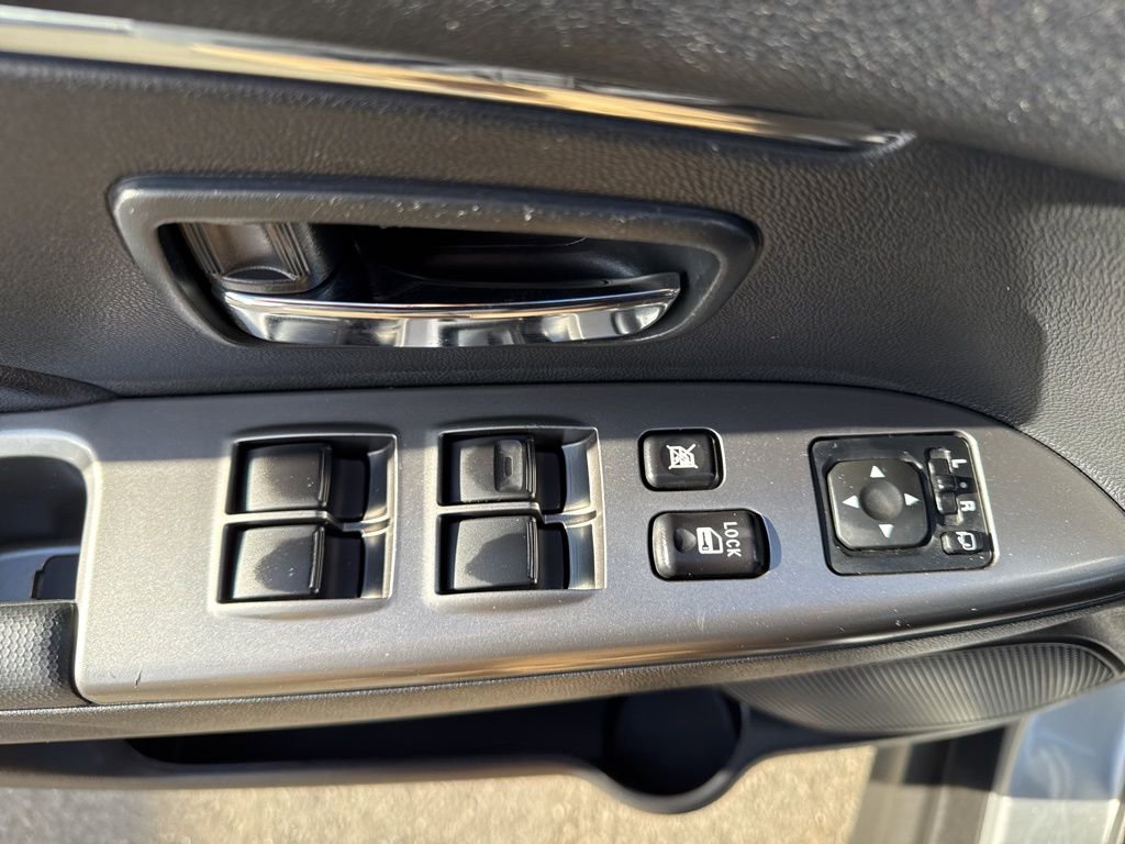 Used 2023 Mitsubishi Outlander Sport ES image 25