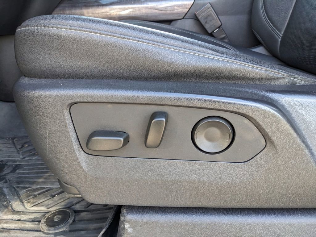 Used 2024 Chevrolet Silverado 2500 LTZ w/ LTZ Plus Package image 58