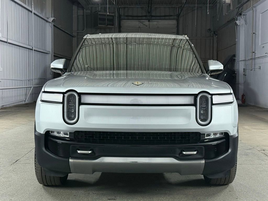 Used 2022 Rivian R1T Adventure image 2