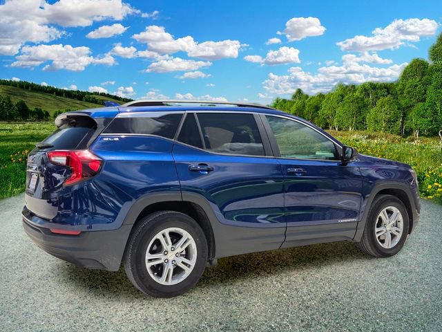 Used 2023 GMC Terrain SLE w/ Driver Convenience Package FWD image 6