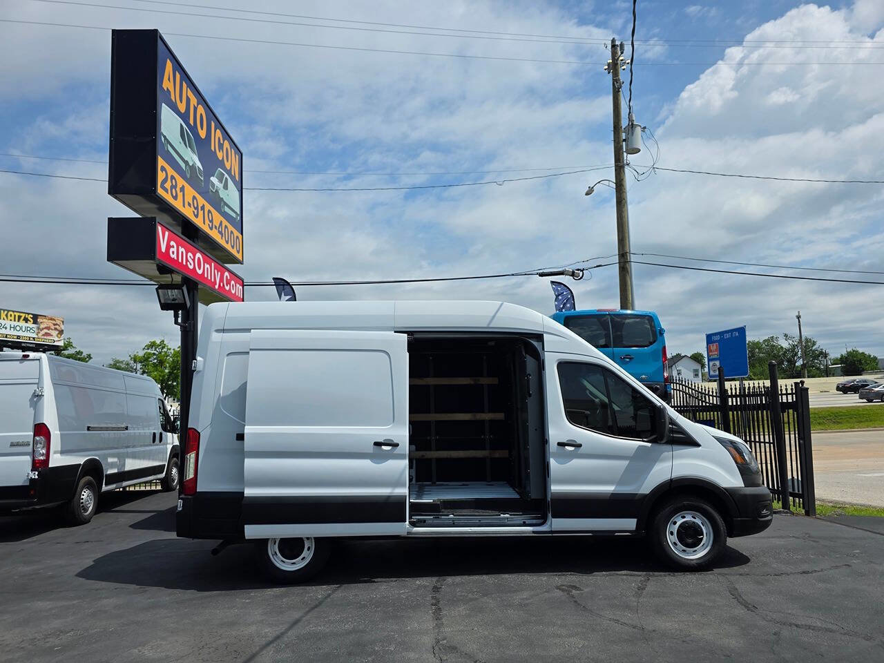 Used 2021 Ford Transit 250 148 High Roof w/ Load Area Protection Package RWD image 5