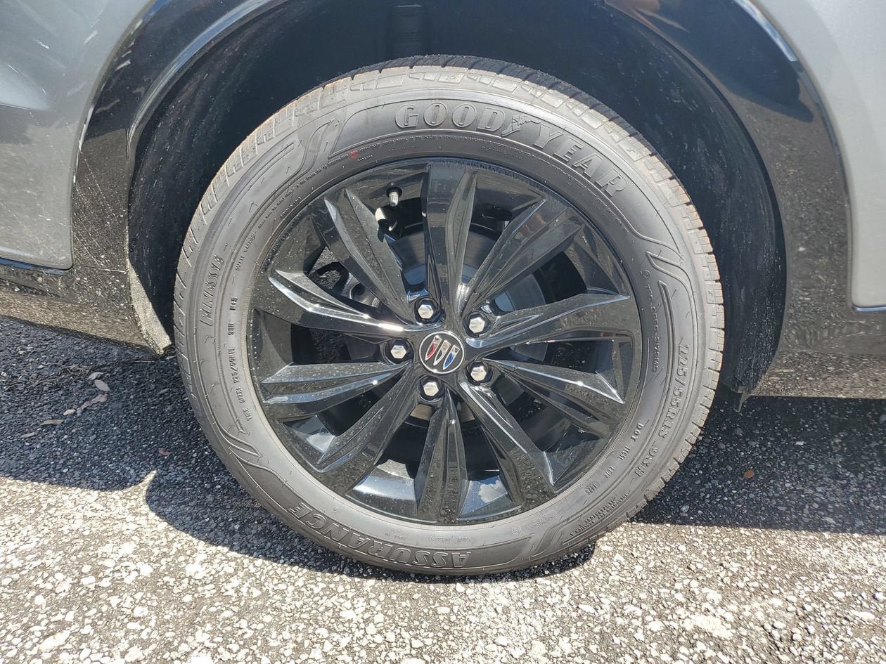 New 2026 Buick Envista Sport Touring w/ Convenience II Package FWD image 6