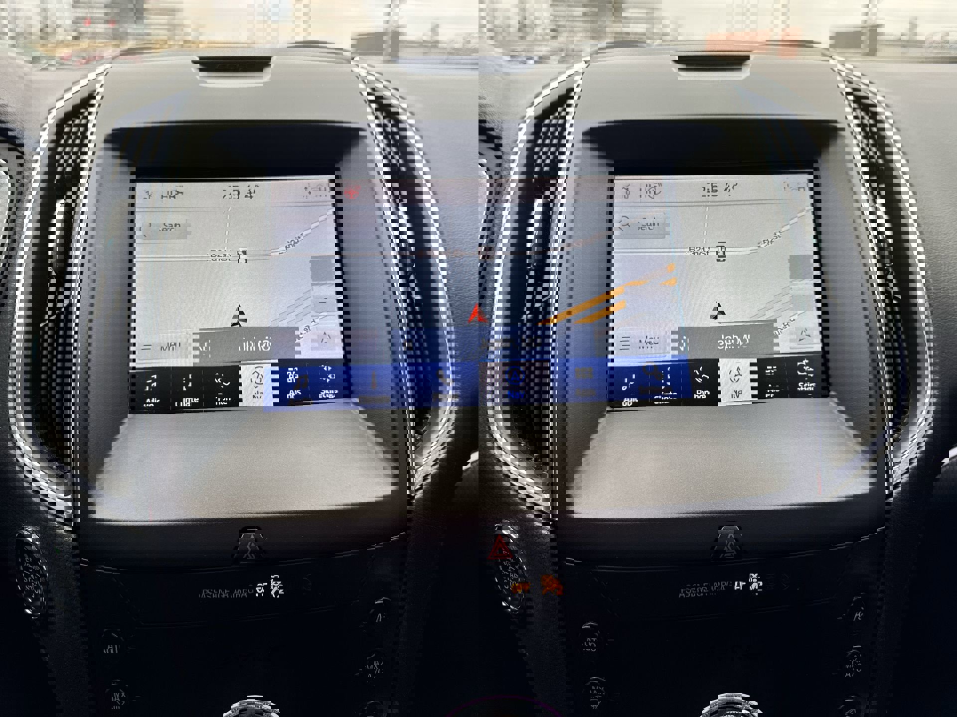 Used 2020 Ford Edge Titanium image 17