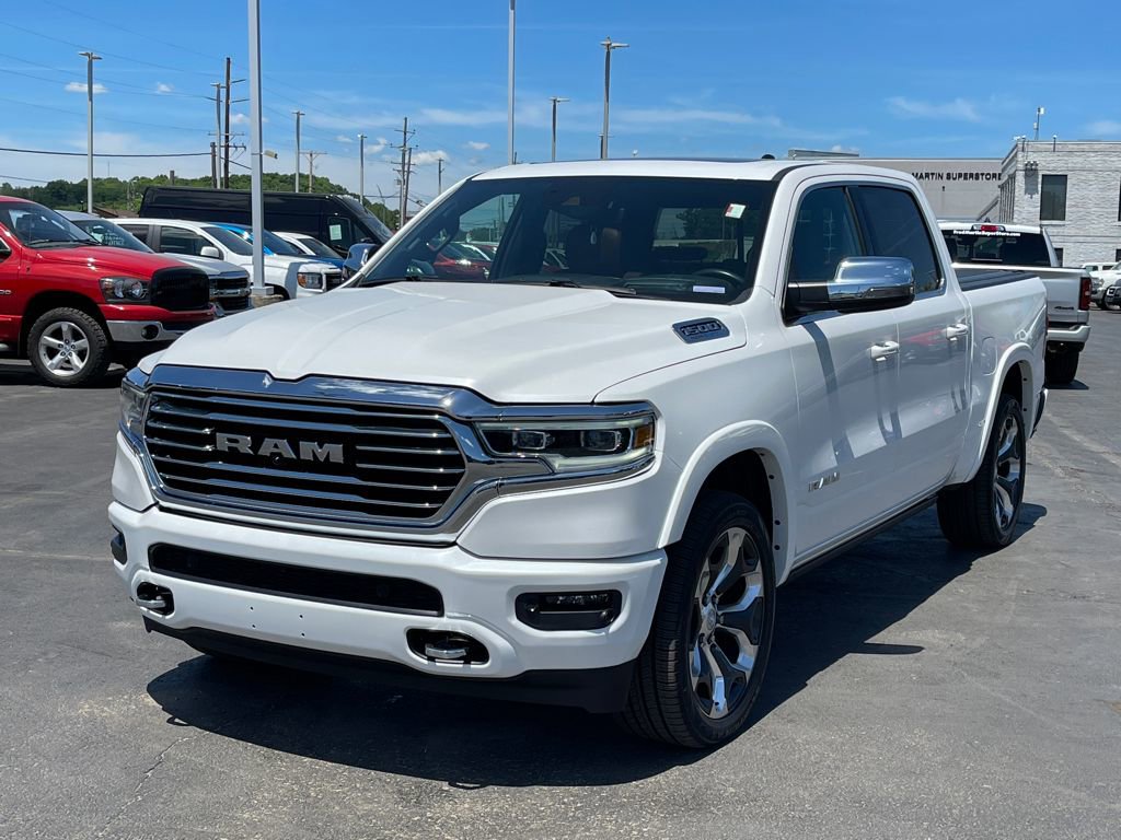 Used 2024 RAM 1500 Limited AWD/4WD image 2
