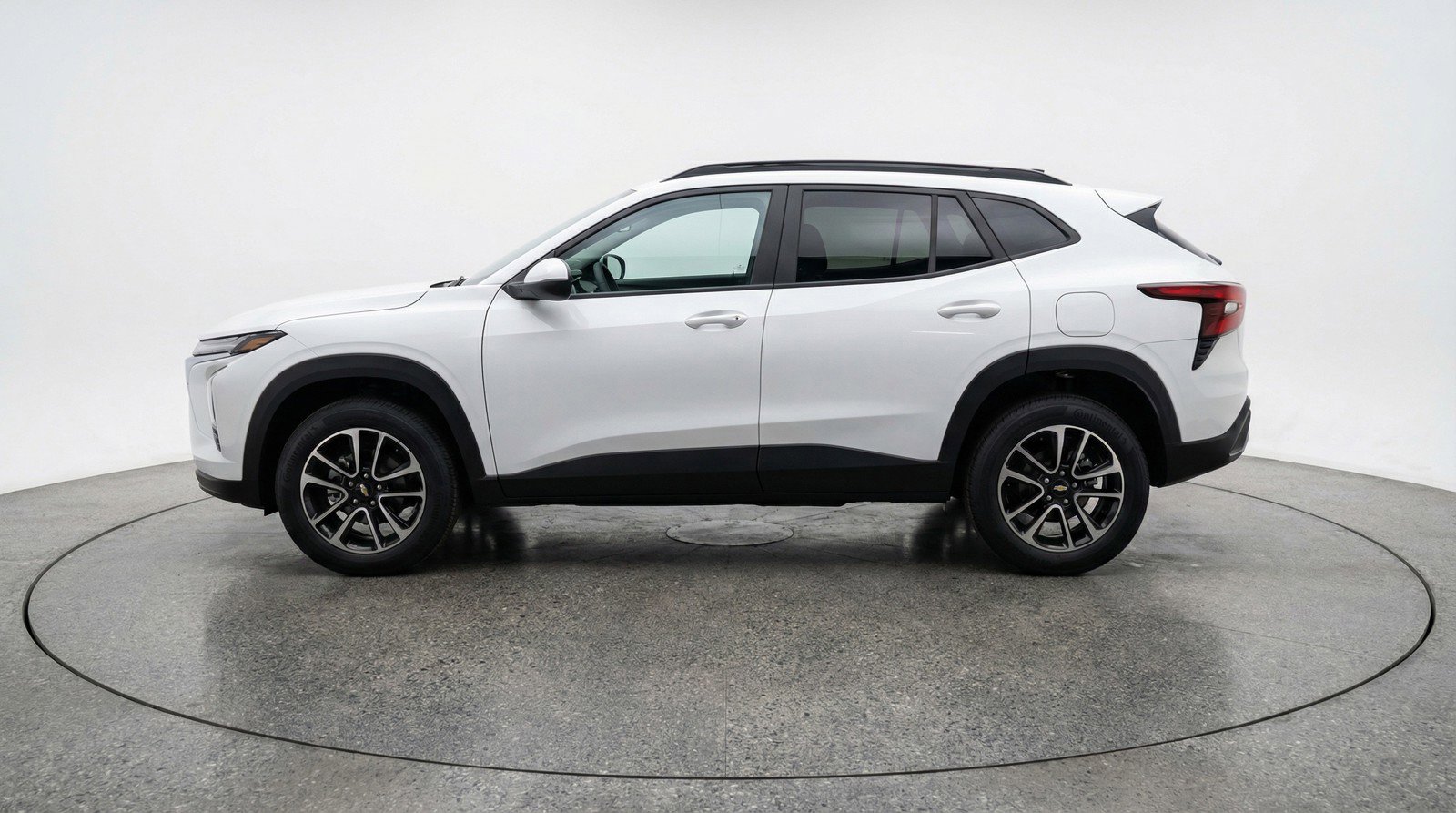 Used 2025 Chevrolet TrailBlazer LT FWD image 5