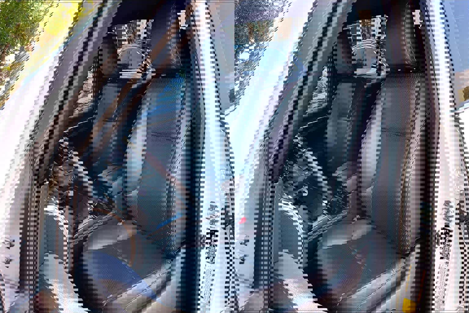 Used 2023 Lexus GX 460 Luxury w/ Sport Design Package image 8