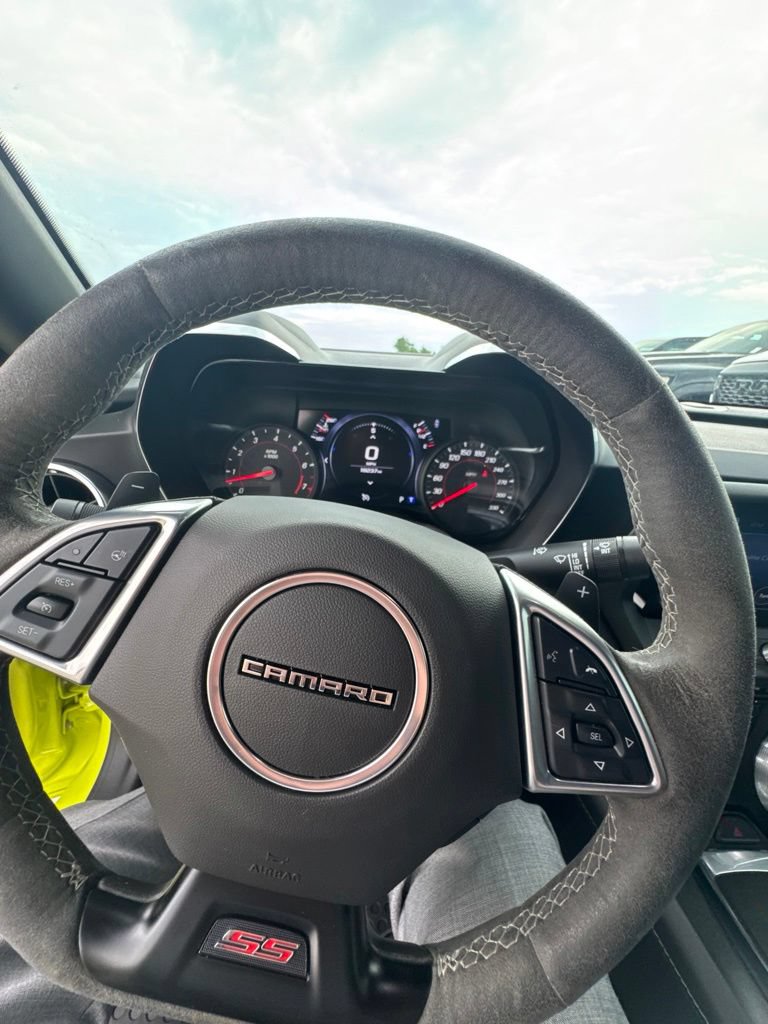 Used 2021 Chevrolet Camaro SS RWD image 47