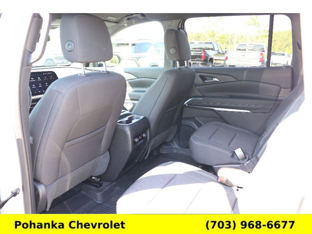 Certified 2025 Chevrolet Traverse LT w/ LPO, Floor Liner Package AWD/4WD image 24