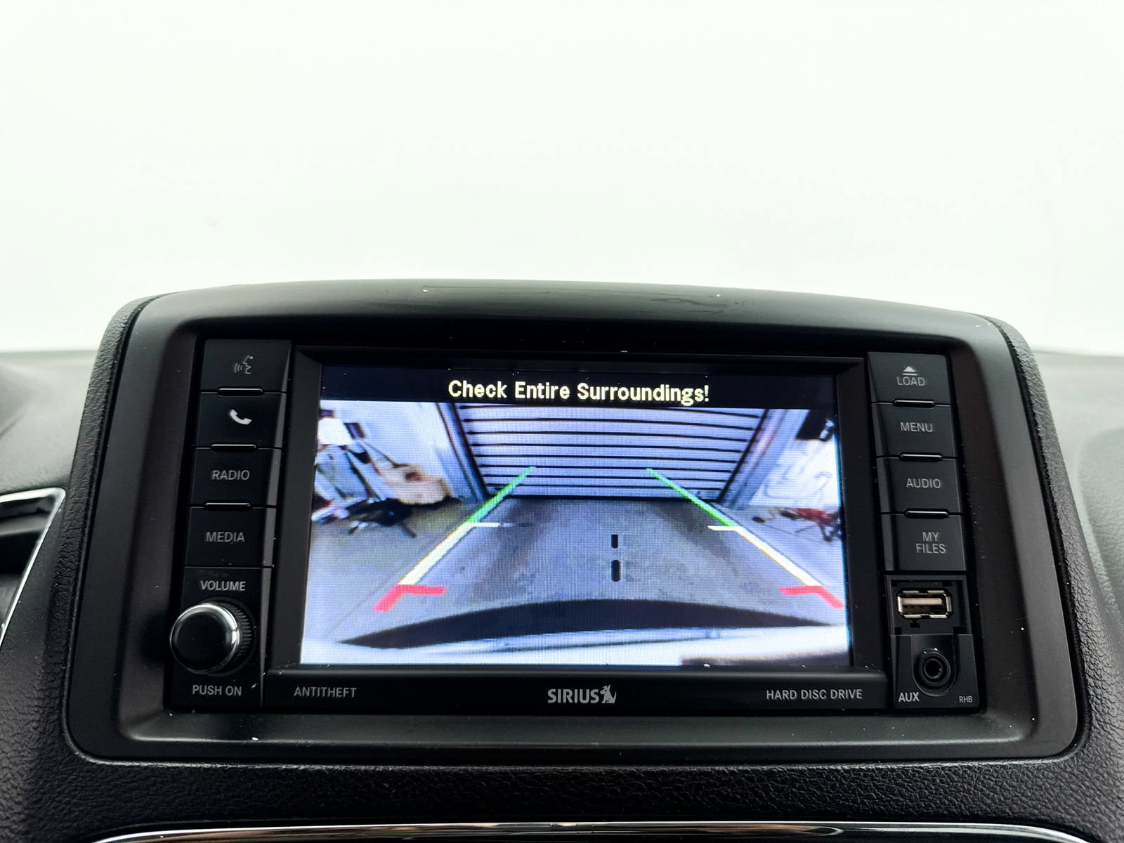 Used 2017 Dodge Grand Caravan SE w/ UConnect Hands-Free Group FWD image 21