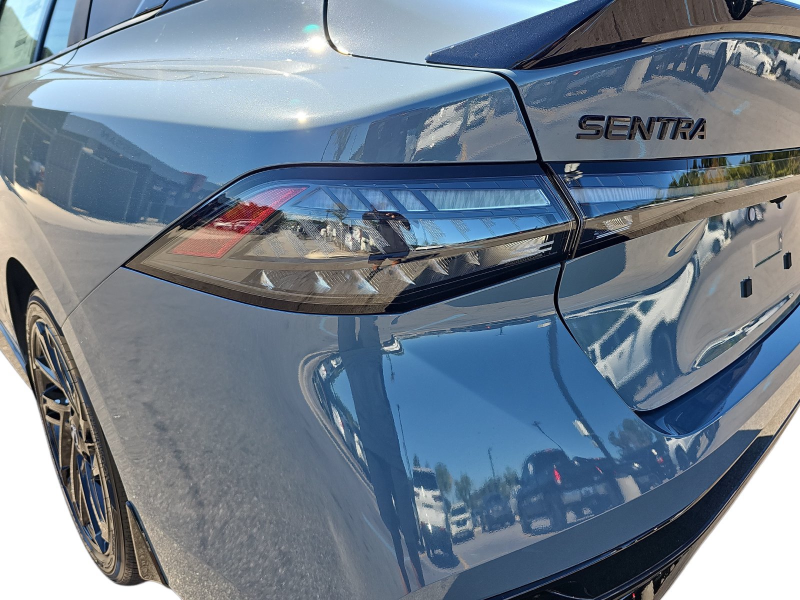 New 2027 Nissan Sentra SR w/ SR Premium Package FWD image 34