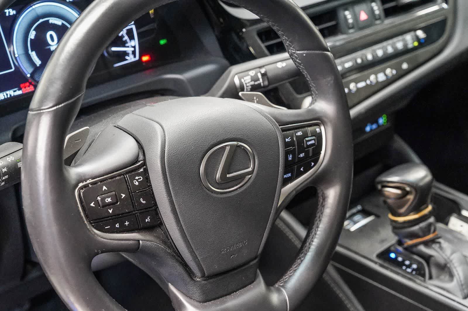 Used 2025 Lexus ES 300h w/ Premium Package FWD image 21