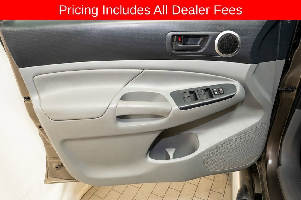 Used 2015 Toyota Tacoma PreRunner w/ SR5 Package RWD image 10