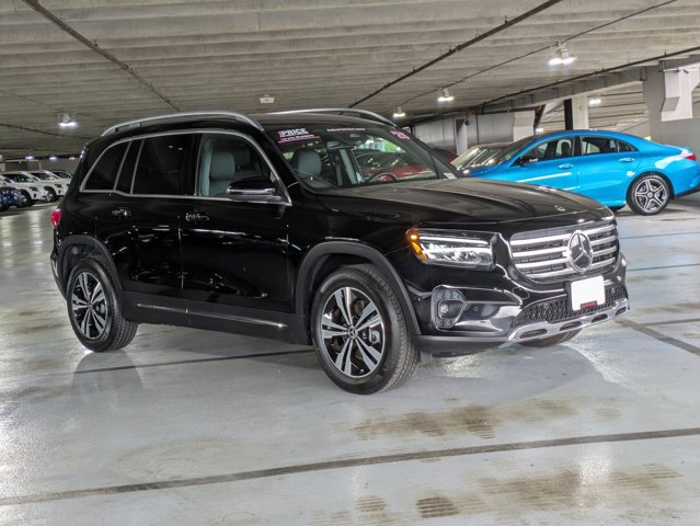 Used 2025 Mercedes-Benz GLB 250 image 6