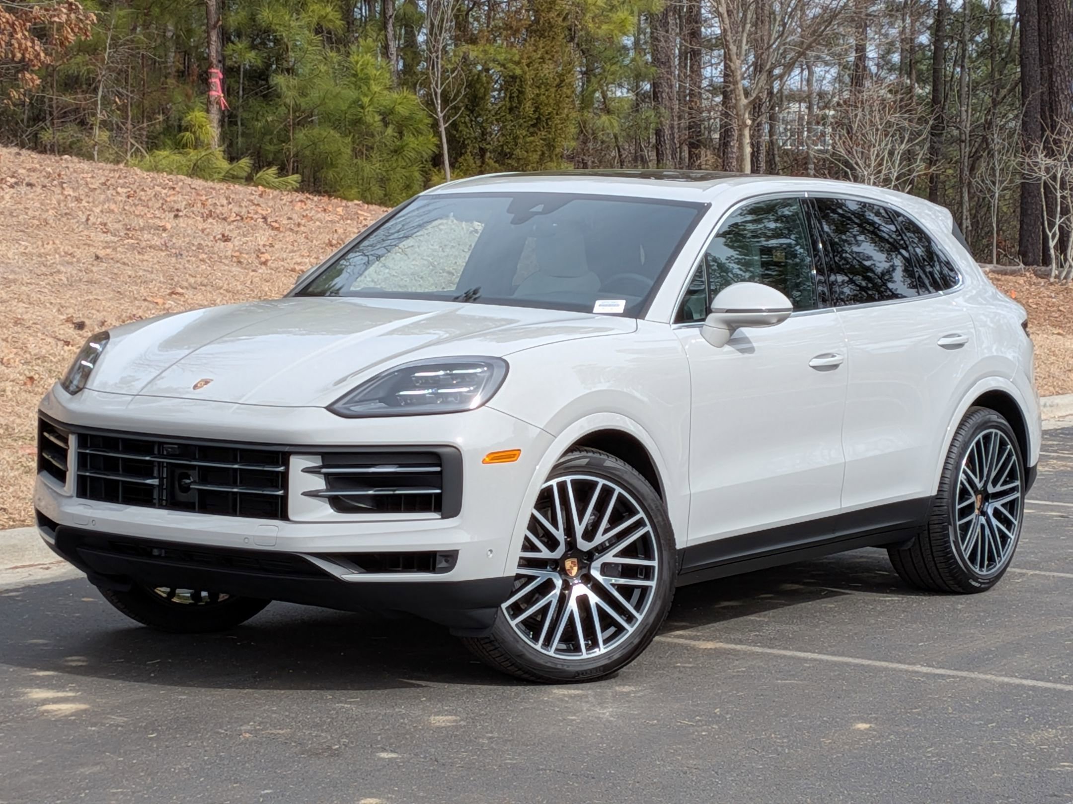 Used 2025 Porsche Cayenne AWD/4WD video 1
