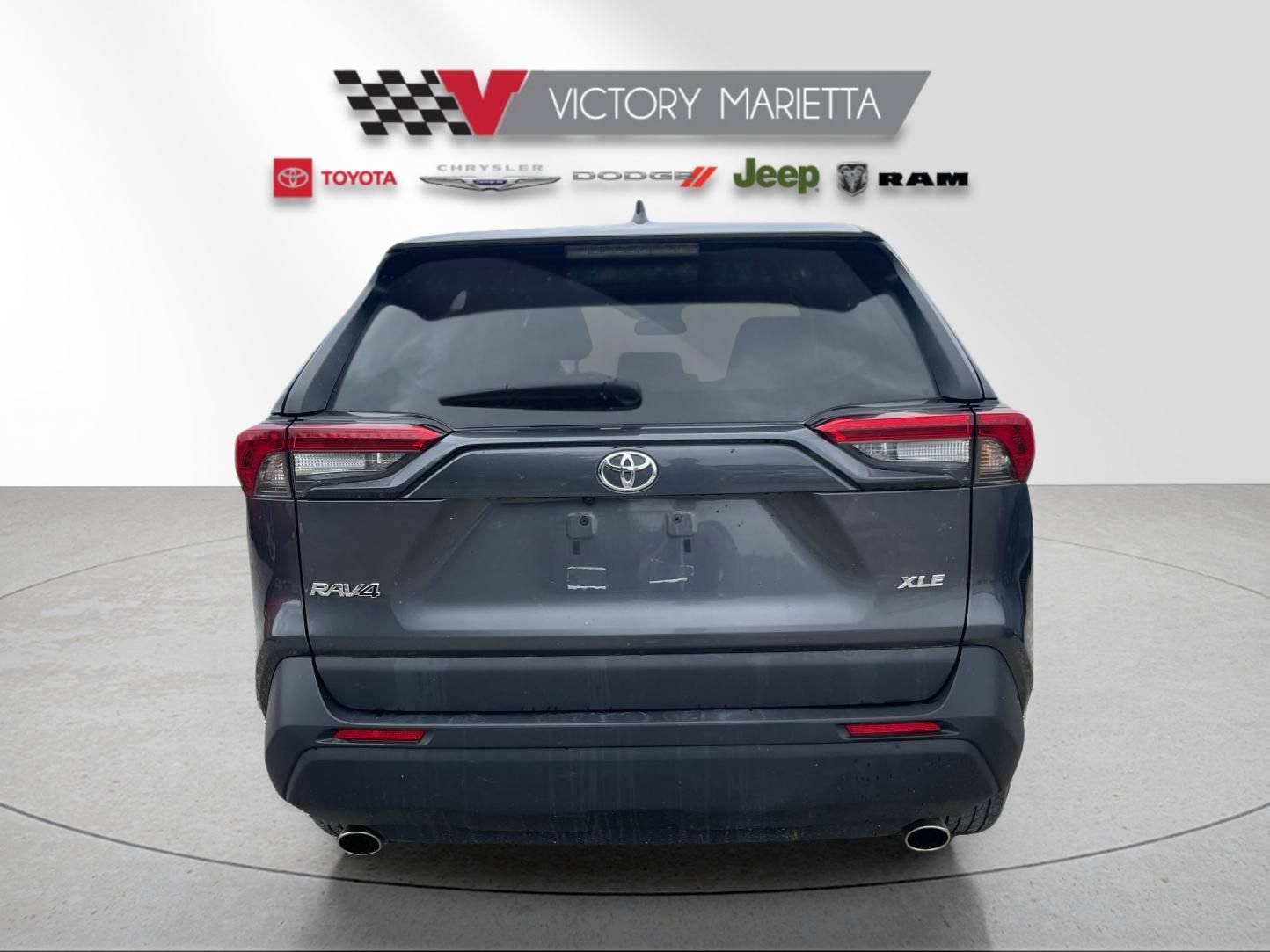 Used 2024 Toyota RAV4 XLE FWD image 4