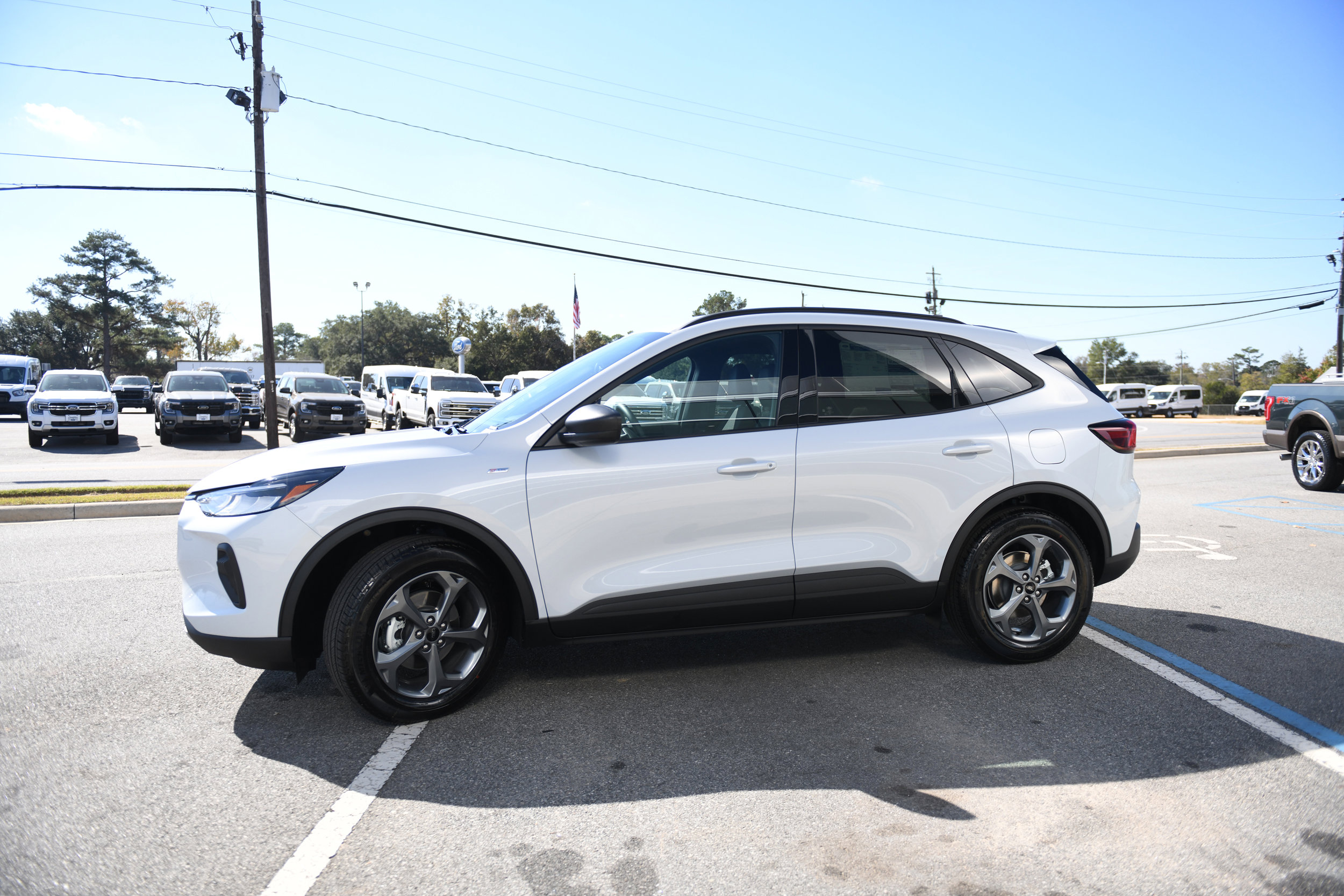 New 2026 Ford Escape ST-Line w/ Tech Pack #1 image 6