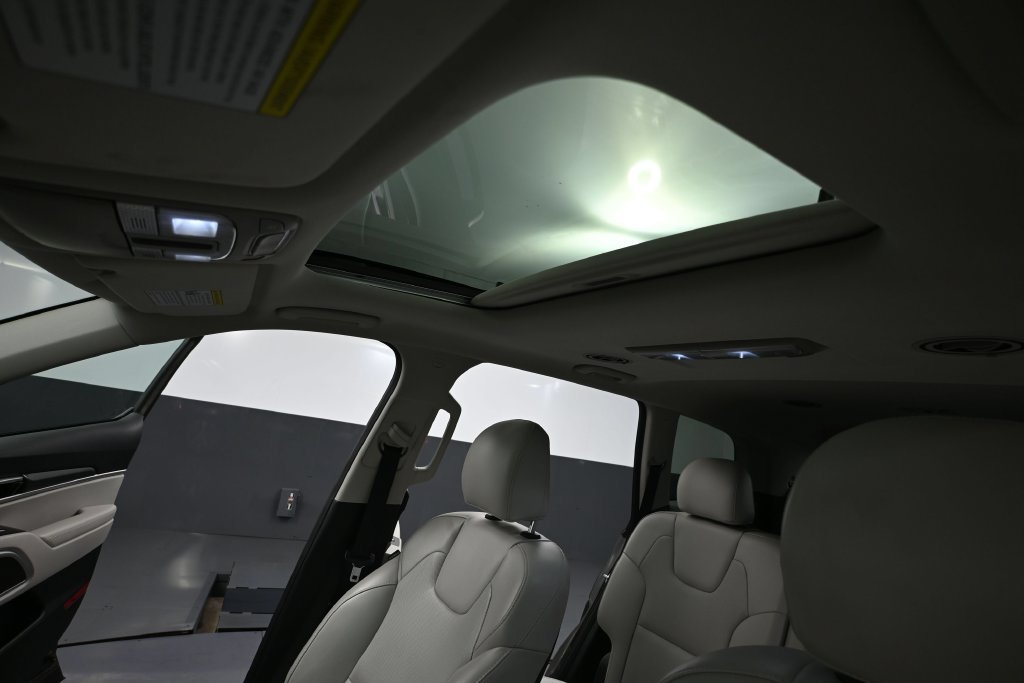 Used 2020 Kia Telluride S w/ S 8 Passenger Seating Package AWD/4WD image 27