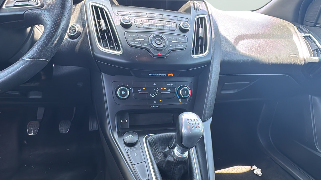 Used 2018 Ford Focus ST FWD image 29