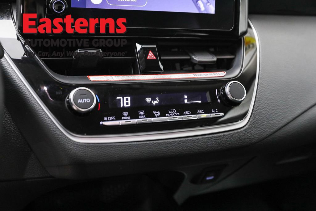 Used 2025 Toyota Corolla LE image 19