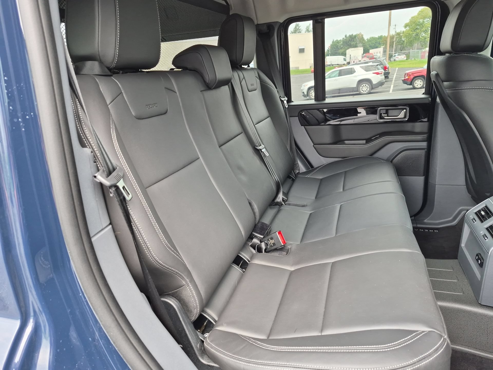 Used 2024 INEOS Grenadier Station Wagon AWD/4WD image 27