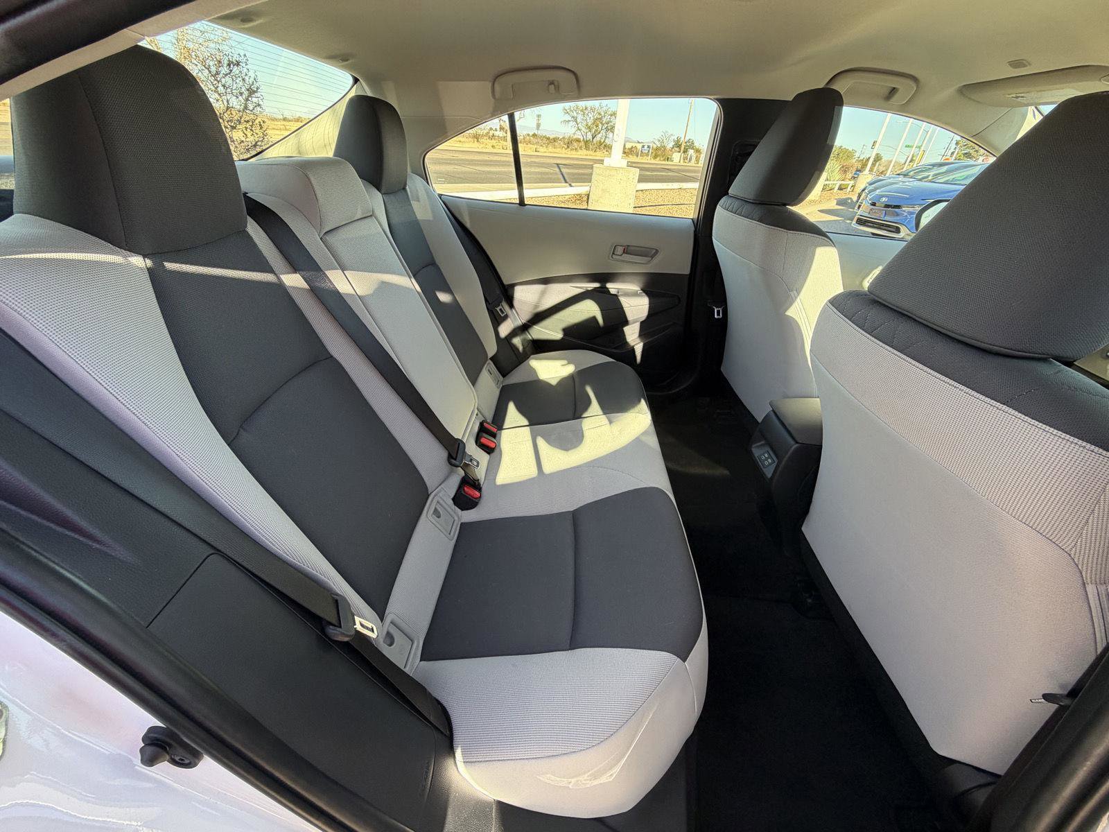 Used 2023 Toyota Corolla LE image 22