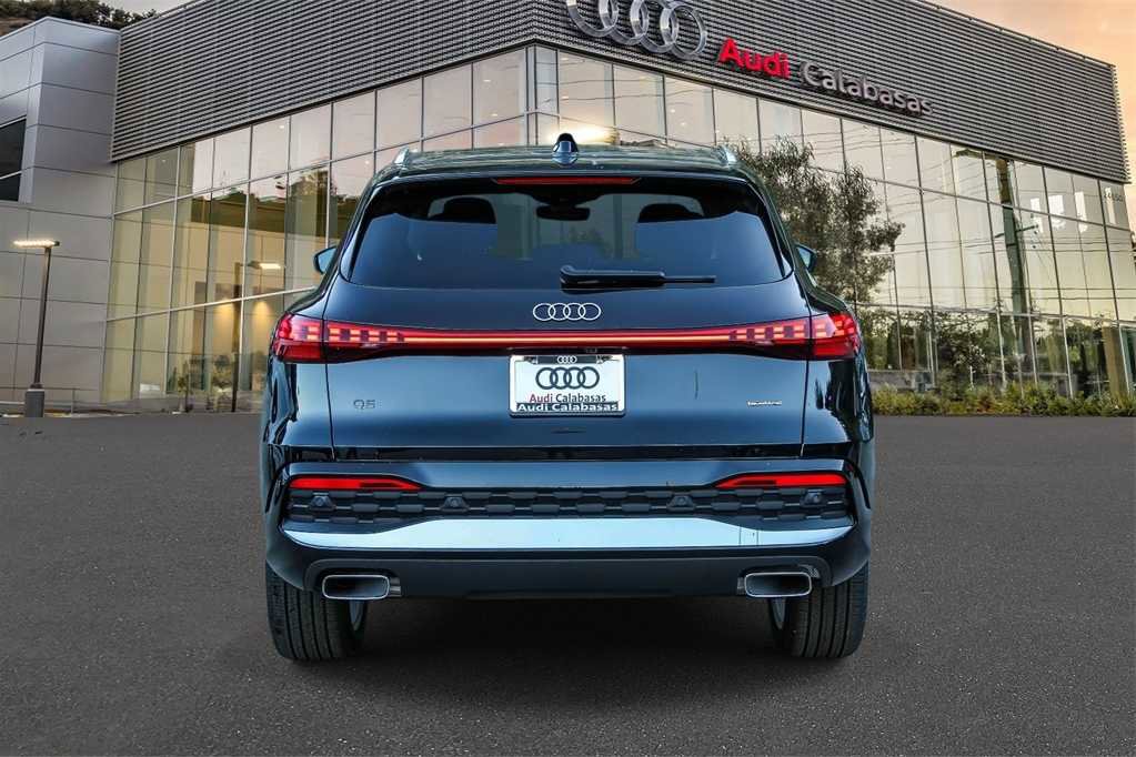New 2025 Audi Q5 Premium Plus image 3