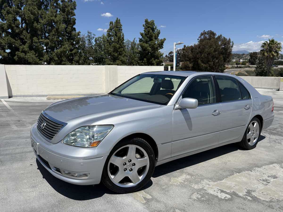 Used 2005 Lexus LS 430 RWD image 6