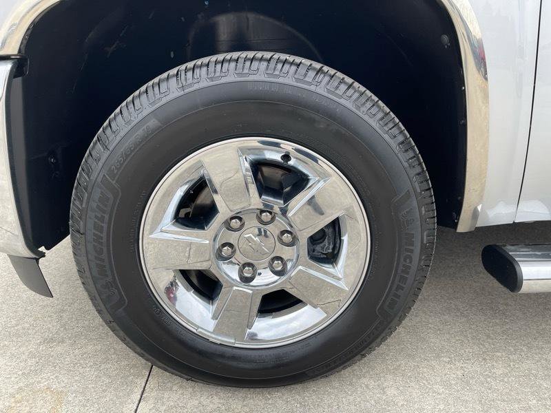 Used 2012 Chevrolet Silverado 1500 LT w/ Chrome Essentials Package image 18