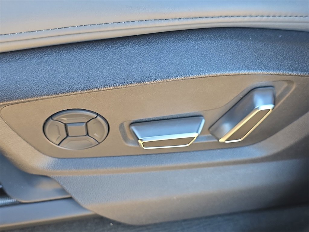 Used 2025 Audi SQ7 Premium Plus image 27