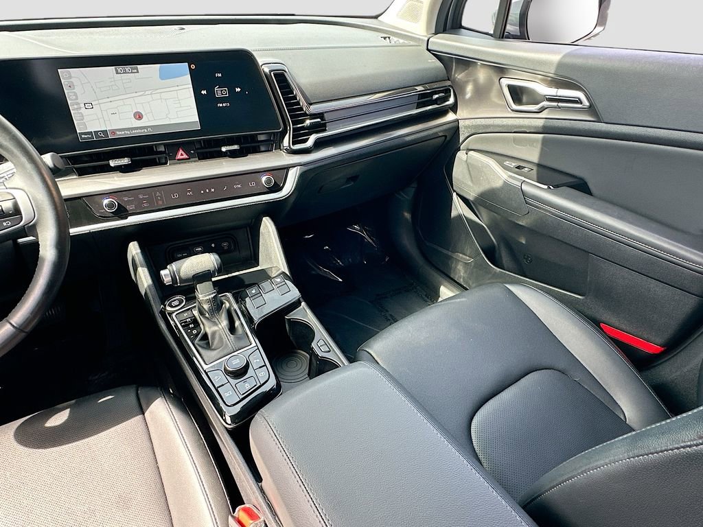 Used 2024 Kia Sportage EX image 23
