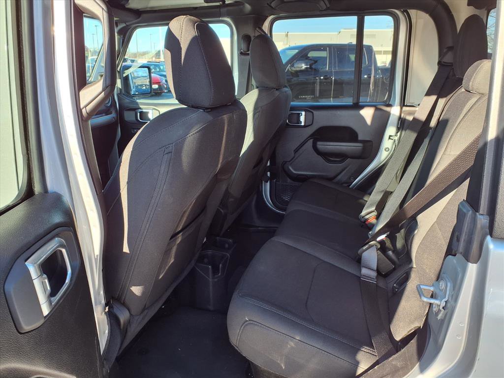 Used 2023 Jeep Gladiator Sport image 23