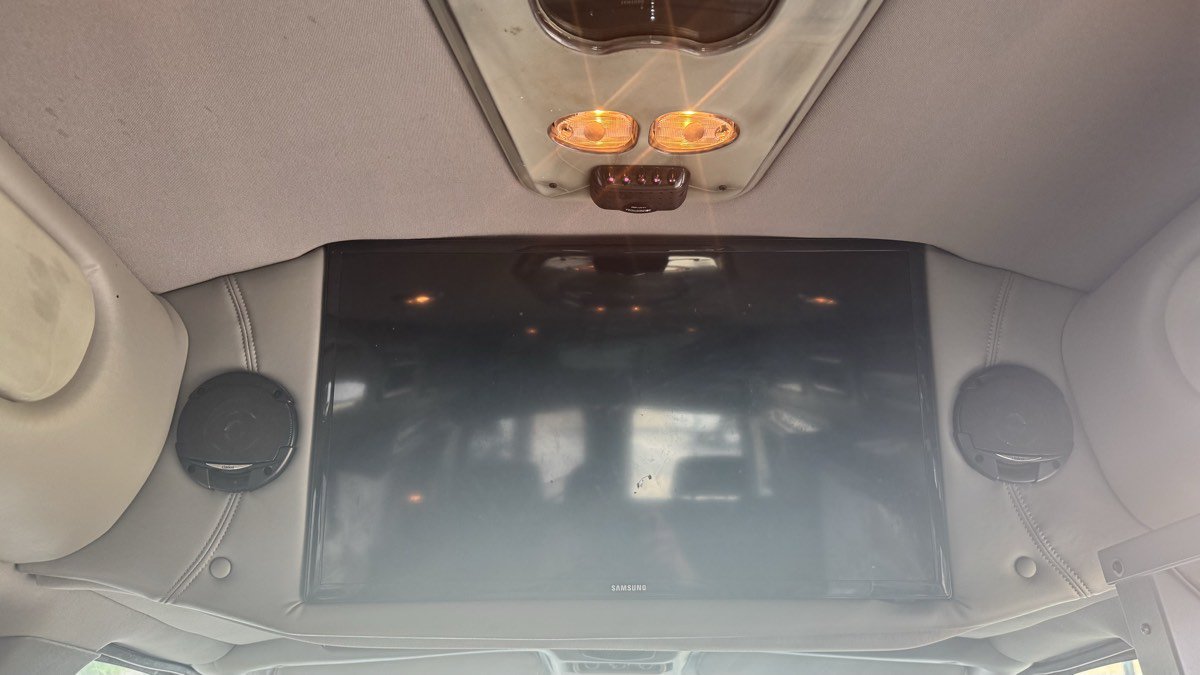 Used 2014 GMC Savana 1500 RWD image 31