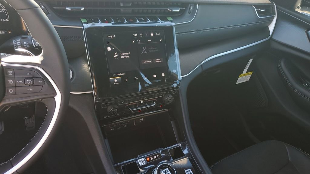 New 2025 Jeep Grand Cherokee L Altitude image 25