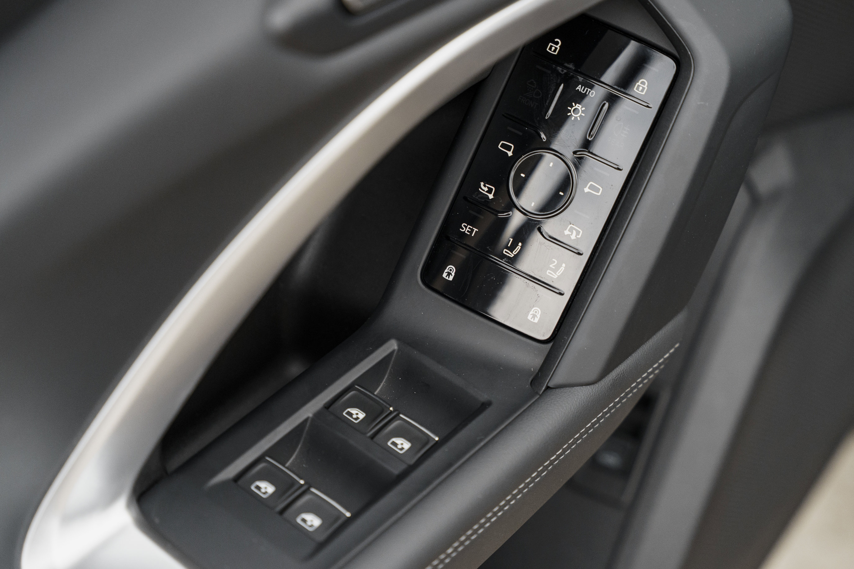 Certified 2025 Audi Q5 Premium w/ Convenience Package image 24