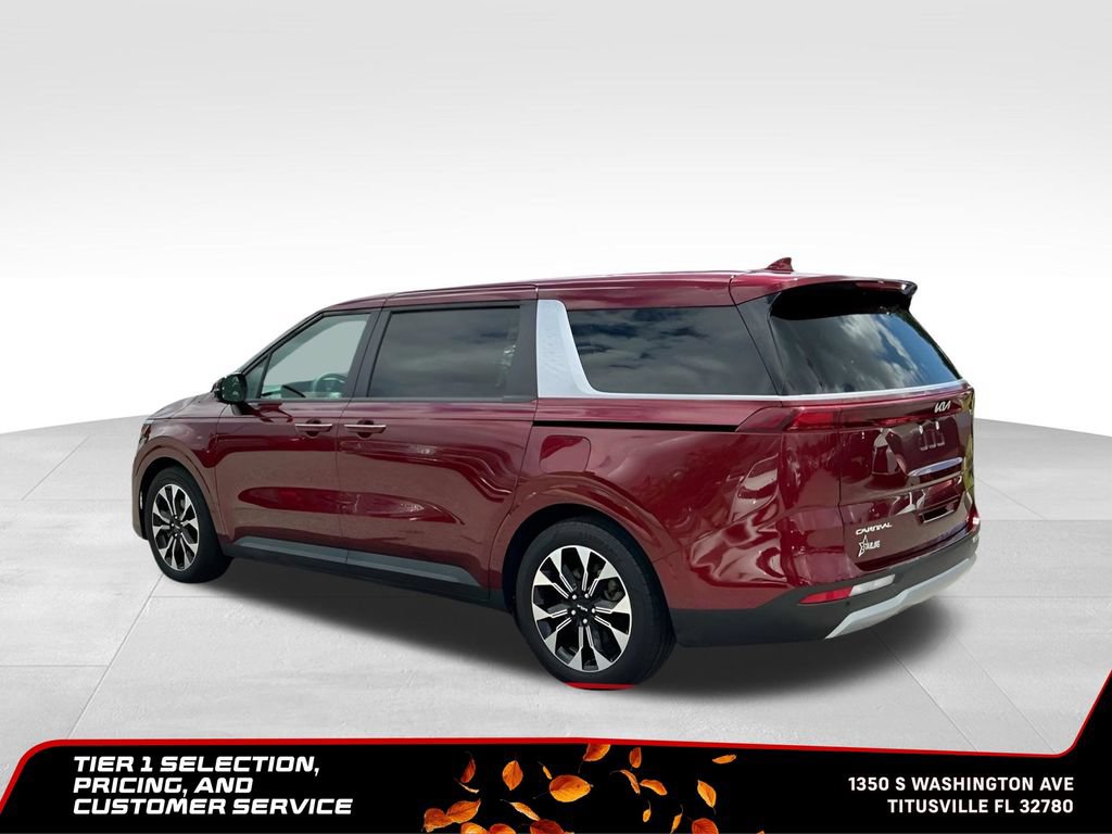 Used 2024 Kia Carnival EX FWD image 3