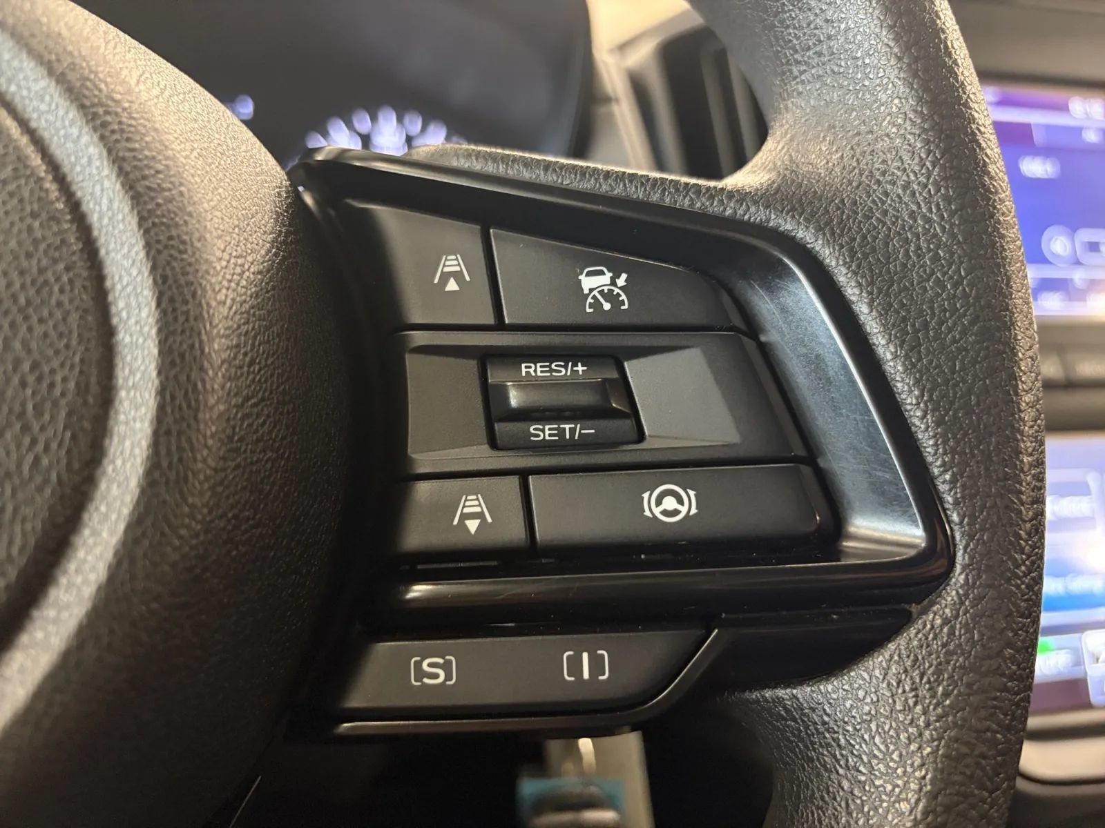 Used 2024 Subaru Crosstrek 2.0i AWD/4WD image 28