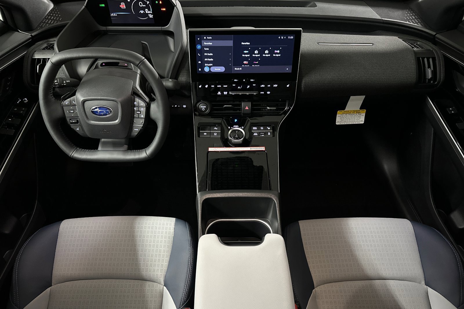 New 2025 Subaru Solterra Limited image 15