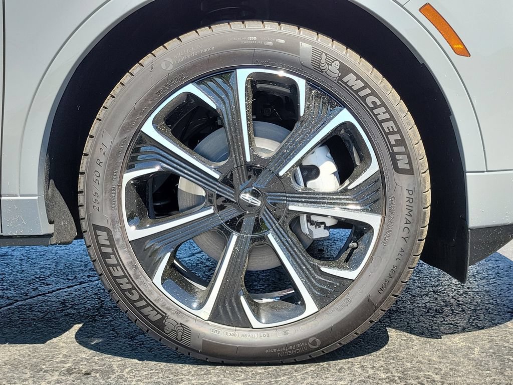 New 2026 Lincoln Nautilus Reserve AWD/4WD image 9