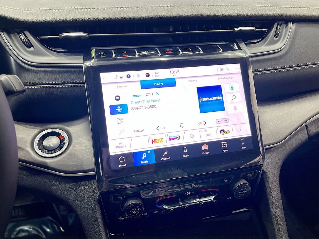 New 2025 Jeep Grand Cherokee L Limited w/ Black Appearance Package image 28